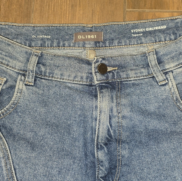 DL1961 Sydney Girlfriend Tapered DL Vintage Premium Denim Women's Jeans 30 Tags - Picture 6 of 12